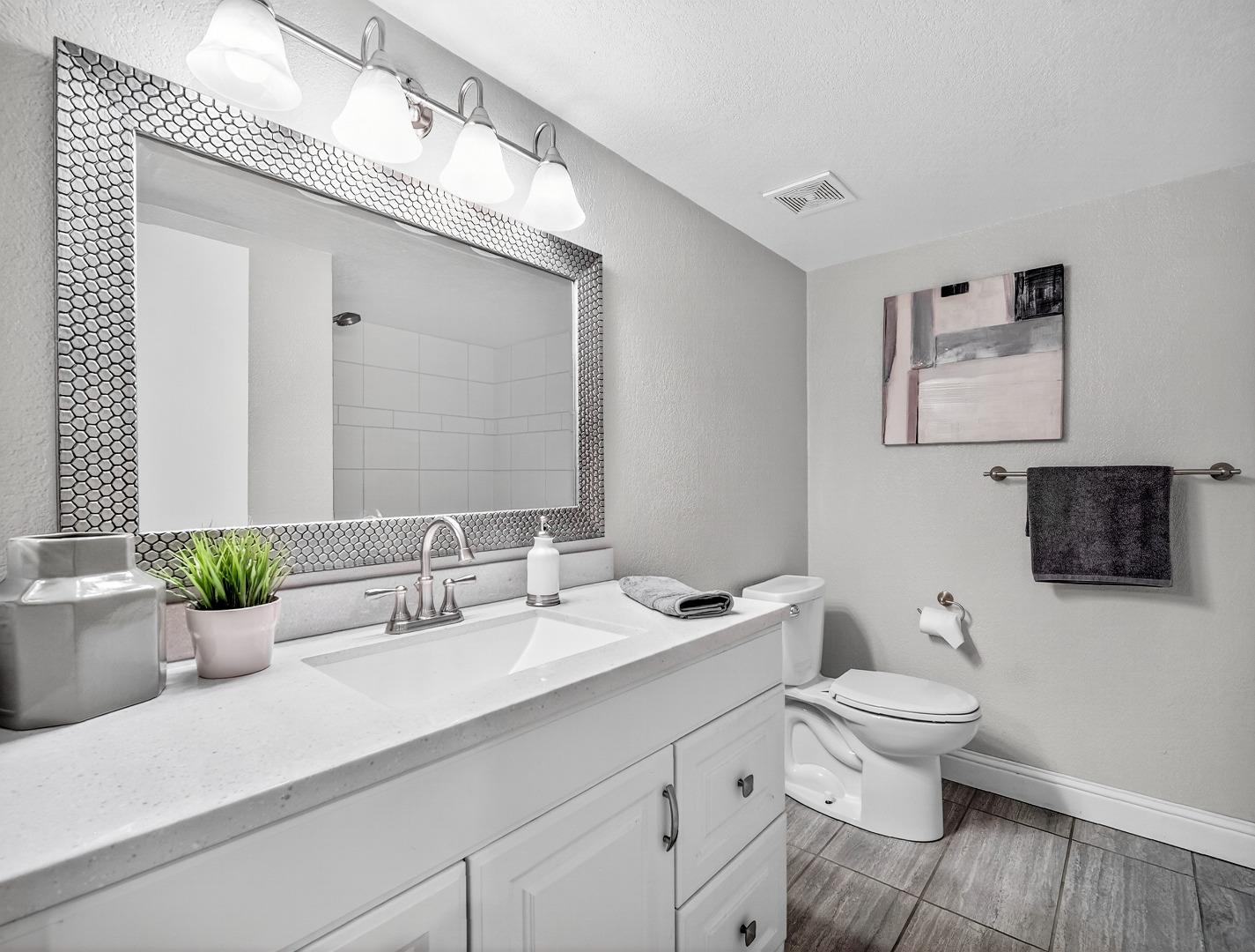 Detail Gallery Image 35 of 46 For 425 Kenbrook Cir, San Jose,  CA 95111 - 2 Beds | 2 Baths