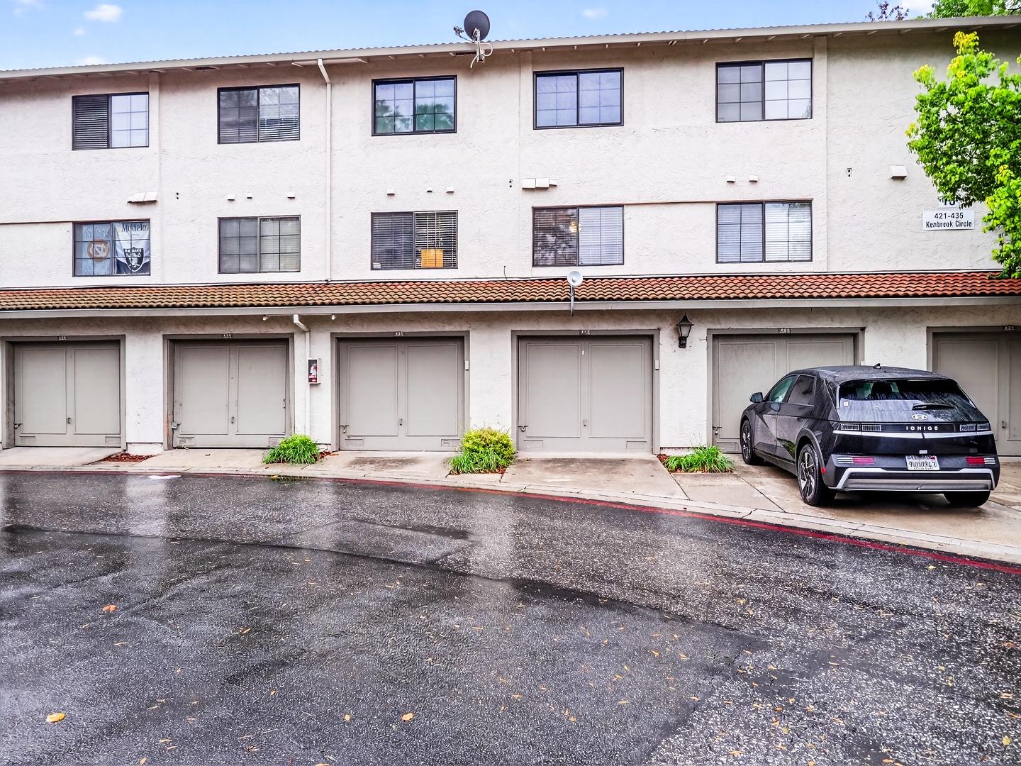 Detail Gallery Image 41 of 46 For 425 Kenbrook Cir, San Jose,  CA 95111 - 2 Beds | 2 Baths