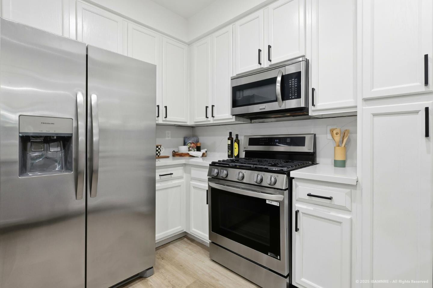 Detail Gallery Image 16 of 73 For 1400 El Camino Real #125,  South San Francisco,  CA 94080 - 2 Beds | 2 Baths