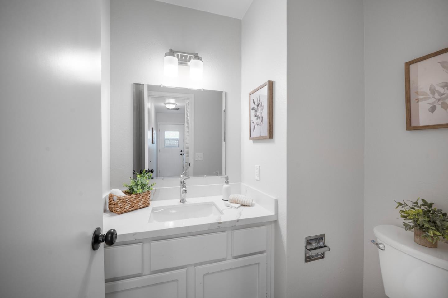 Detail Gallery Image 18 of 41 For 2195 Cimarron Ct, Morgan Hill,  CA 95037 - 5 Beds | 2/1 Baths