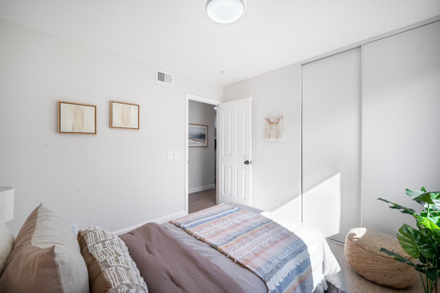 Detail Gallery Image 30 of 41 For 2195 Cimarron Ct, Morgan Hill,  CA 95037 - 5 Beds | 2/1 Baths