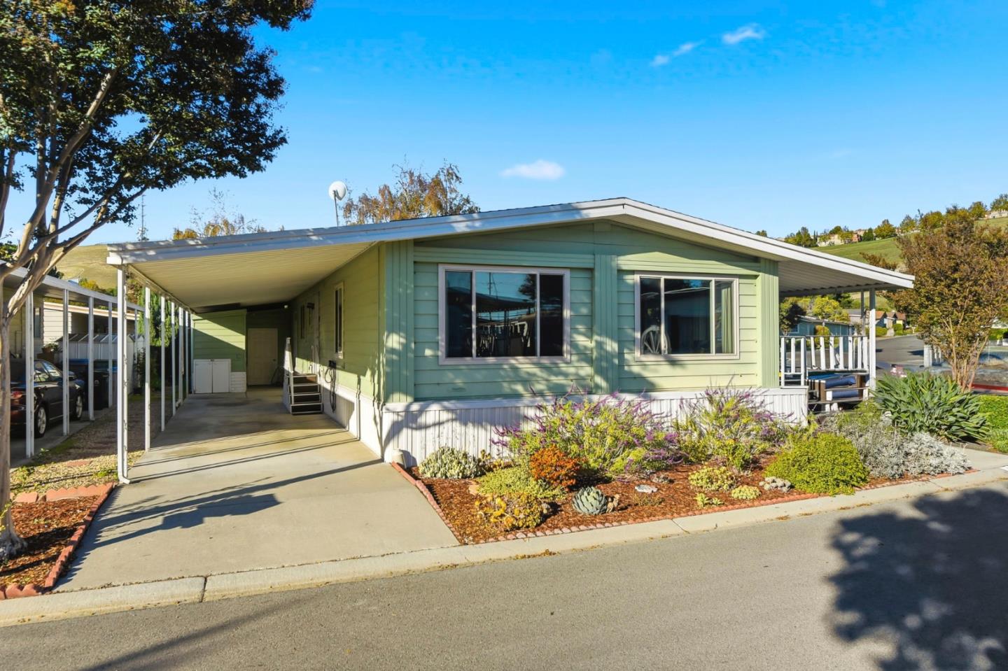 Detail Gallery Image 2 of 39 For 146 Mountain Springs Dr #146,  San Jose,  CA 95136 - 2 Beds | 2 Baths