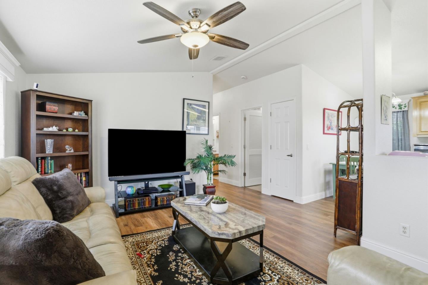 Detail Gallery Image 13 of 27 For 433 Sylvan Ave #134,  Mountain View,  CA 94041 - 2 Beds | 2 Baths