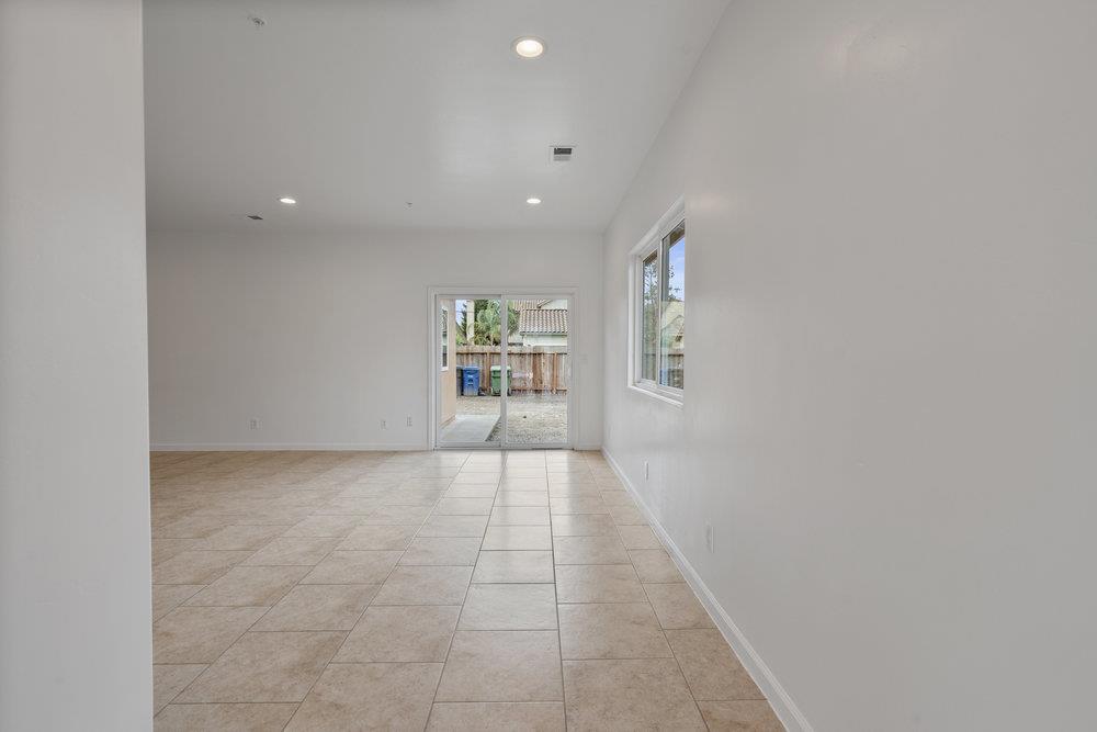 Detail Gallery Image 10 of 47 For 11 11 Walker Lane  Ca, Greenfield,  CA 93927 - 4 Beds | 2/1 Baths