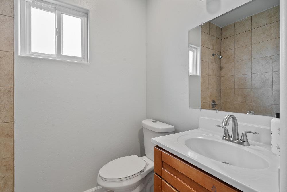 Detail Gallery Image 20 of 47 For 11 11 Walker Lane  Ca, Greenfield,  CA 93927 - 4 Beds | 2/1 Baths