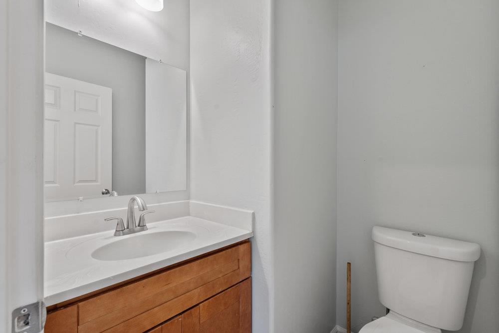 Detail Gallery Image 24 of 47 For 11 11 Walker Lane  Ca, Greenfield,  CA 93927 - 4 Beds | 2/1 Baths