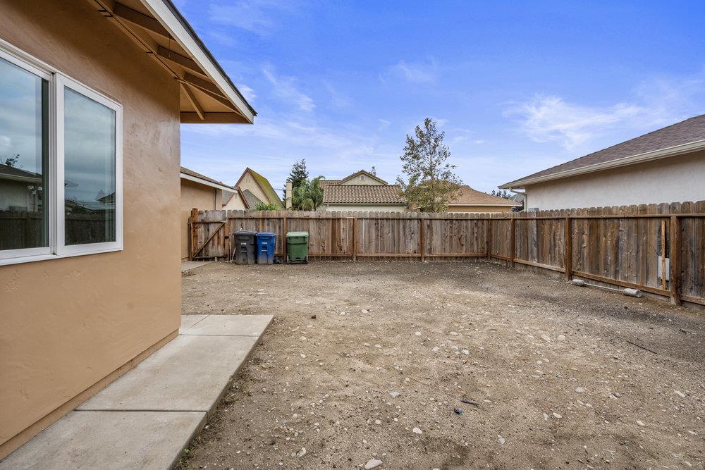 Detail Gallery Image 34 of 47 For 11 11 Walker Lane  Ca, Greenfield,  CA 93927 - 4 Beds | 2/1 Baths