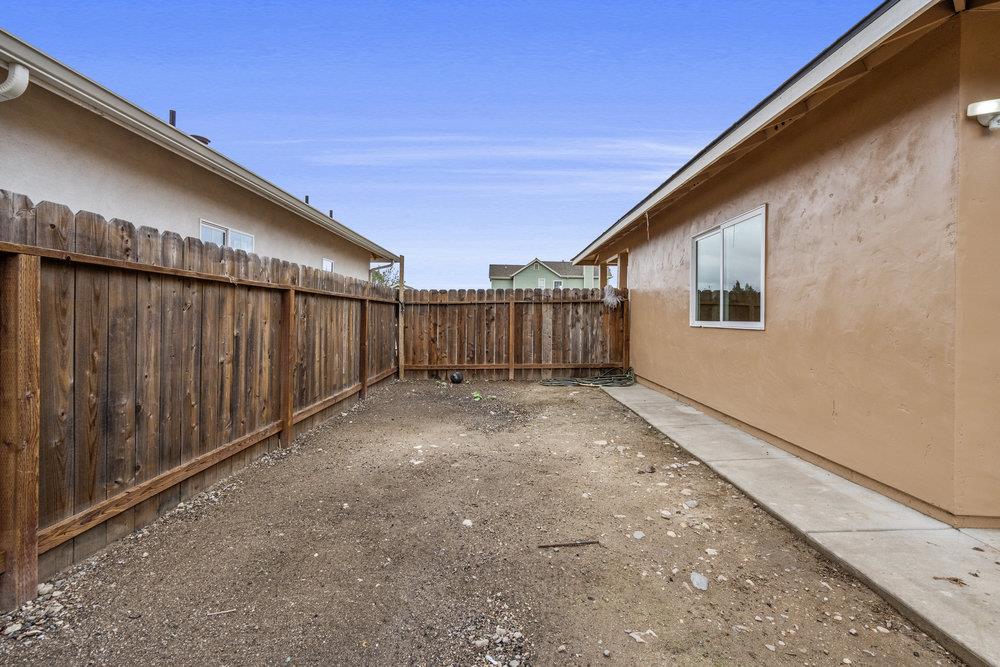 Detail Gallery Image 35 of 47 For 11 11 Walker Lane  Ca, Greenfield,  CA 93927 - 4 Beds | 2/1 Baths