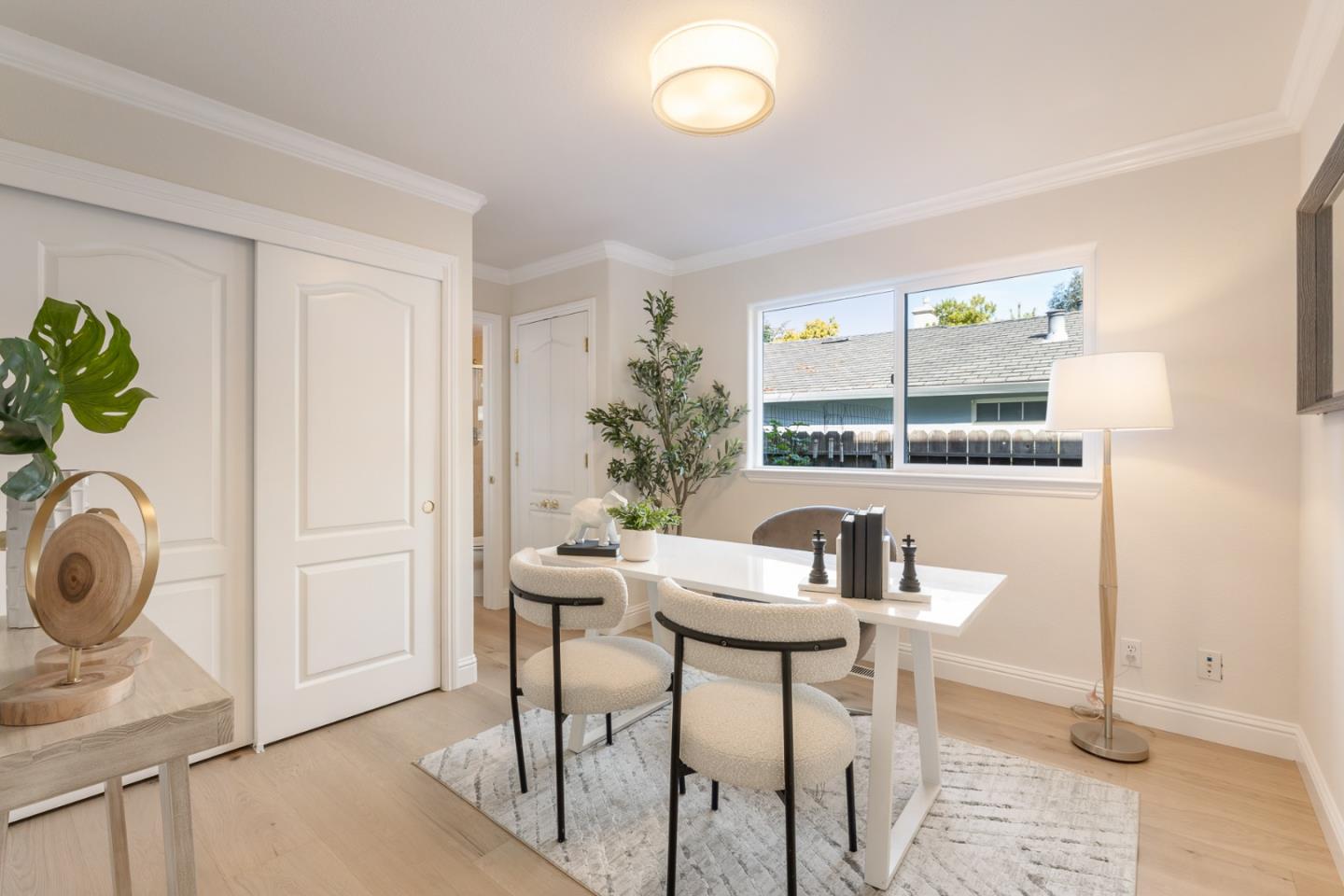 Detail Gallery Image 15 of 29 For 777 Moreno Ave, Palo Alto,  CA 94303 - 5 Beds | 3 Baths