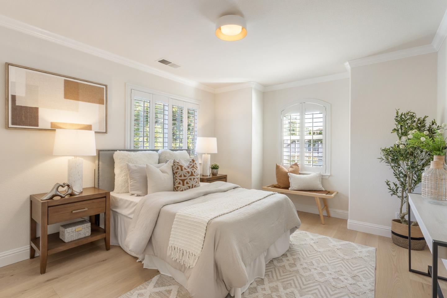 Detail Gallery Image 16 of 29 For 777 Moreno Ave, Palo Alto,  CA 94303 - 5 Beds | 3 Baths