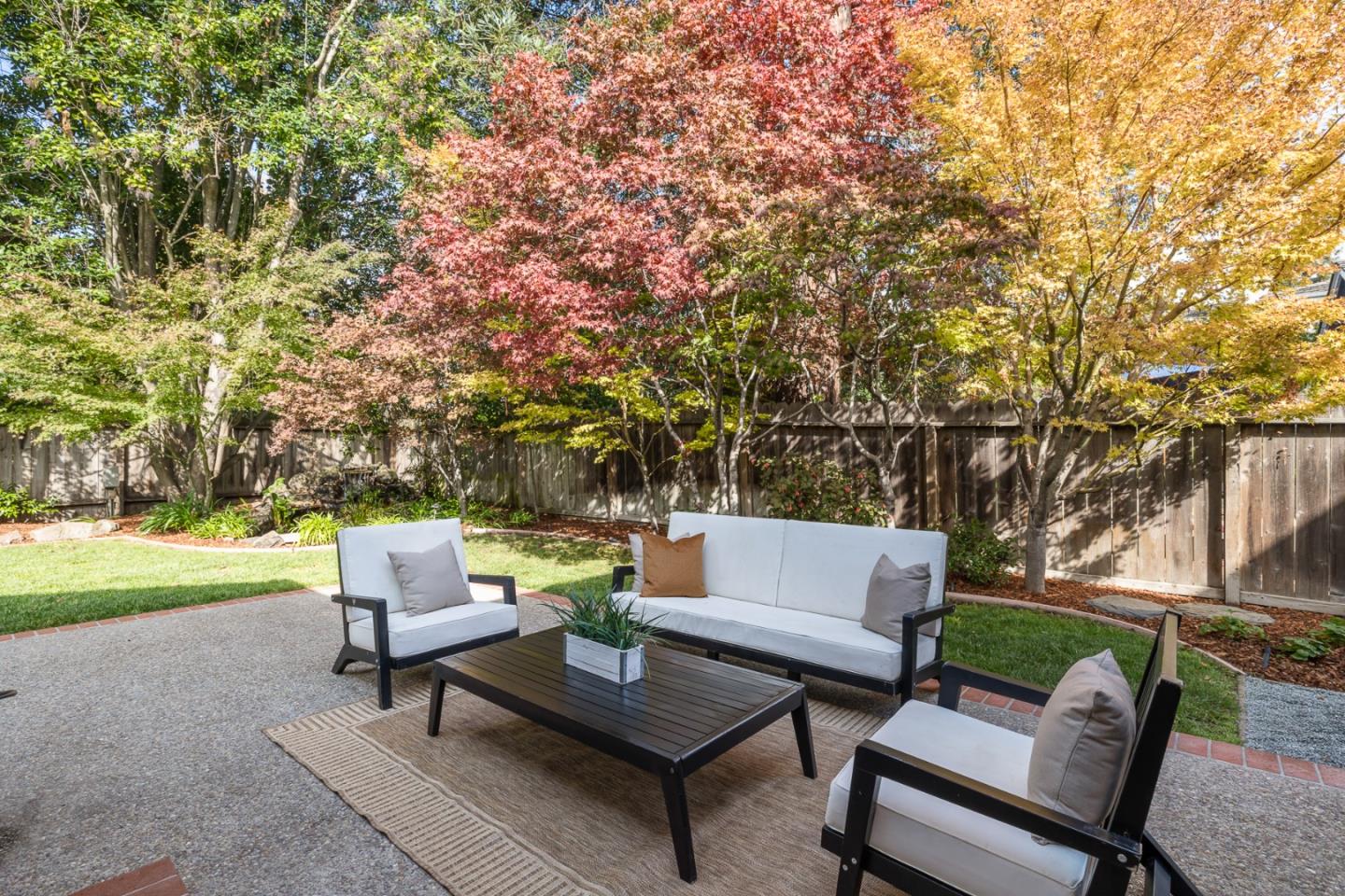 Detail Gallery Image 24 of 29 For 777 Moreno Ave, Palo Alto,  CA 94303 - 5 Beds | 3 Baths