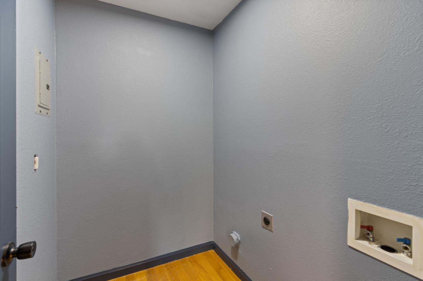 Detail Gallery Image 27 of 31 For 383 N Sunnyvale Ave, Sunnyvale,  CA 94085 - – Beds | – Baths