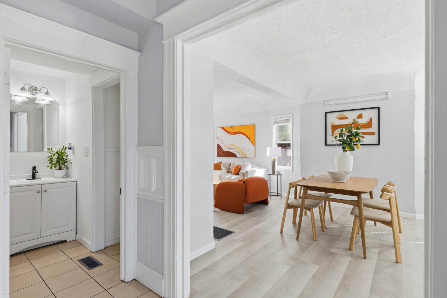 Detail Gallery Image 11 of 40 For 2504 E 24th St, Oakland,  CA 94601 - 4 Beds | 3 Baths