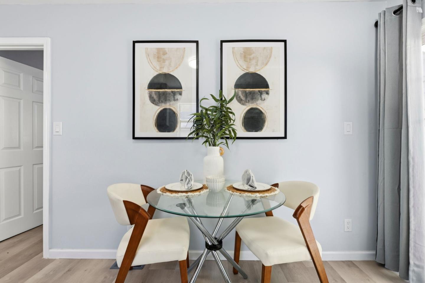 Detail Gallery Image 15 of 40 For 2504 E 24th St, Oakland,  CA 94601 - 4 Beds | 3 Baths