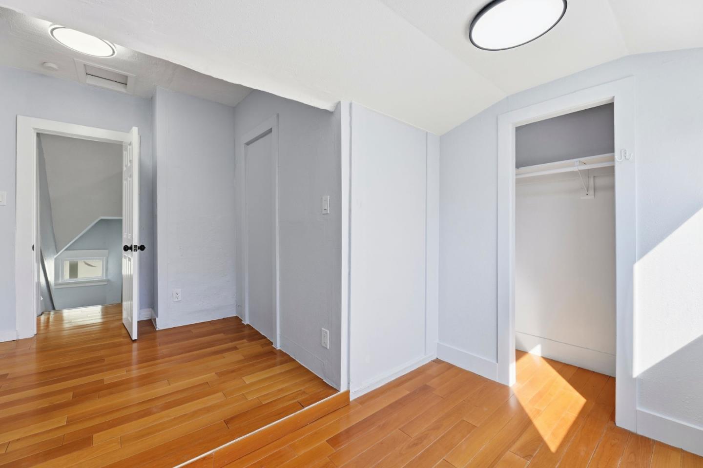 Detail Gallery Image 24 of 40 For 2504 E 24th St, Oakland,  CA 94601 - 4 Beds | 3 Baths