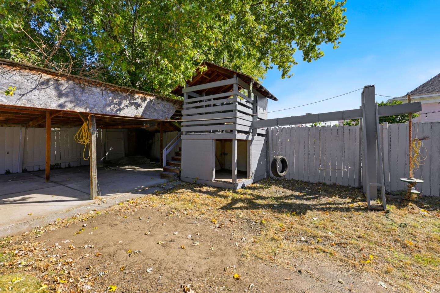 Detail Gallery Image 39 of 40 For 2504 E 24th St, Oakland,  CA 94601 - 4 Beds | 3 Baths