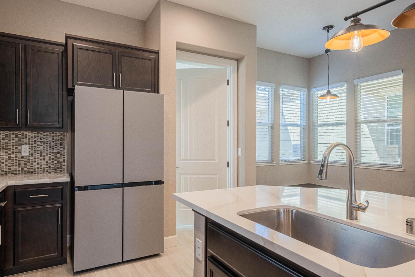 Detail Gallery Image 13 of 45 For 1357 Sunridge Dr, Hollister,  CA 95023 - 4 Beds | 3/1 Baths