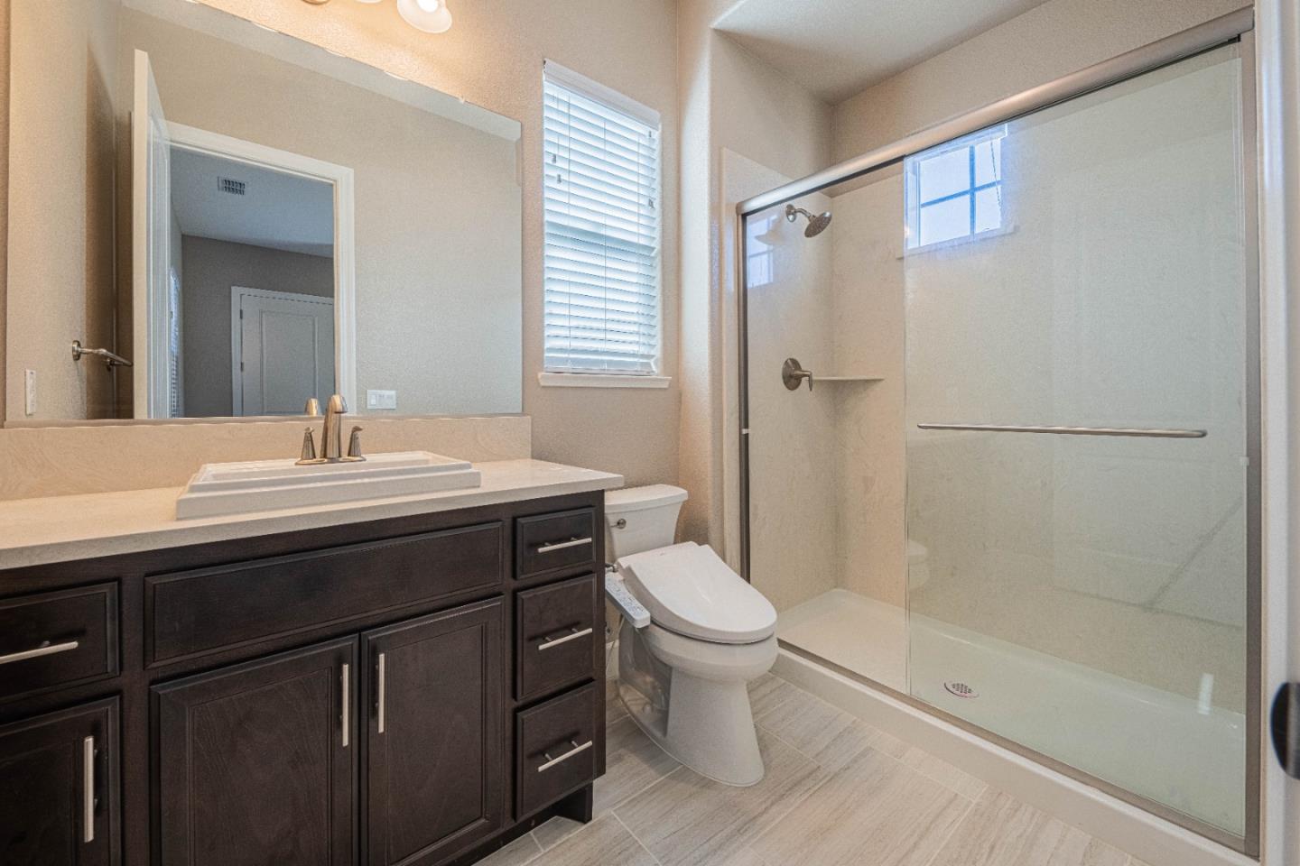 Detail Gallery Image 22 of 45 For 1357 Sunridge Dr, Hollister,  CA 95023 - 4 Beds | 3/1 Baths