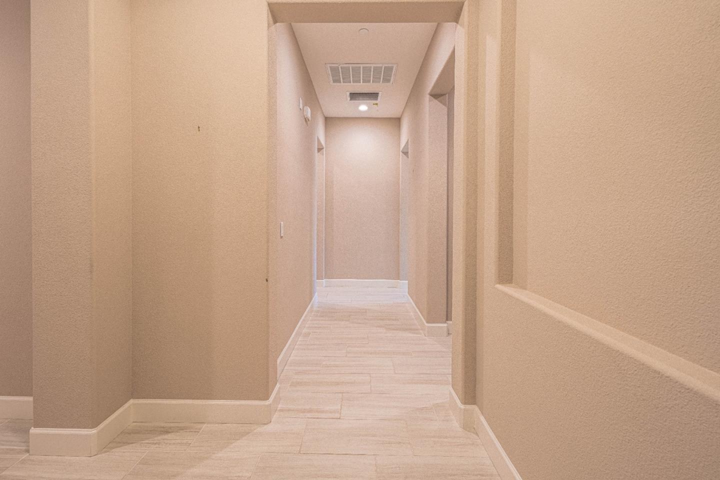 Detail Gallery Image 23 of 45 For 1357 Sunridge Dr, Hollister,  CA 95023 - 4 Beds | 3/1 Baths