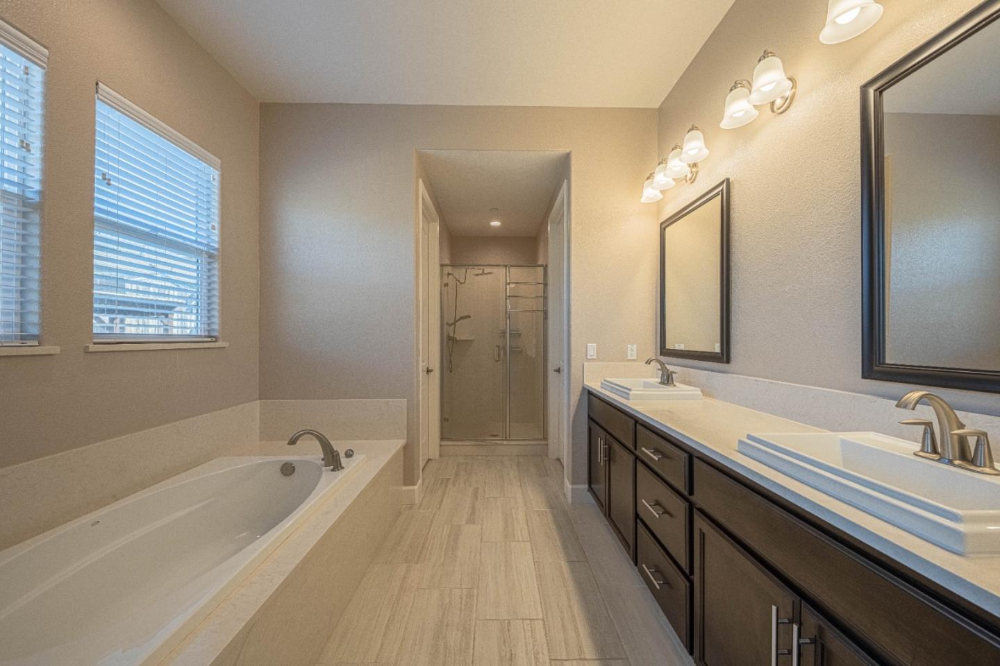 Detail Gallery Image 26 of 45 For 1357 Sunridge Dr, Hollister,  CA 95023 - 4 Beds | 3/1 Baths