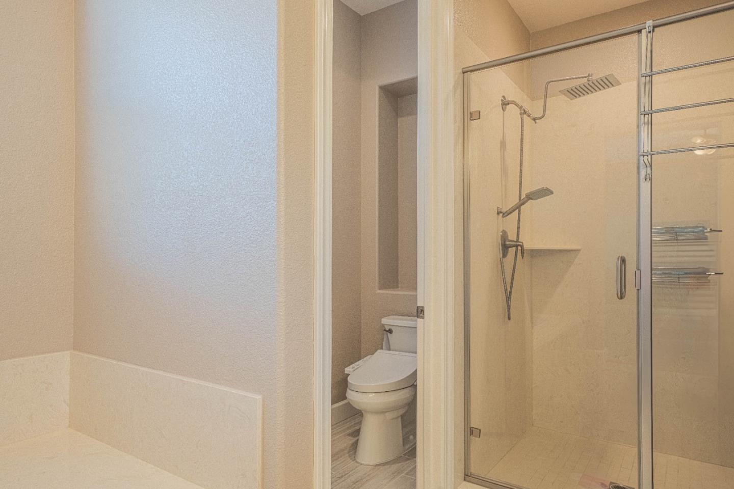 Detail Gallery Image 30 of 45 For 1357 Sunridge Dr, Hollister,  CA 95023 - 4 Beds | 3/1 Baths