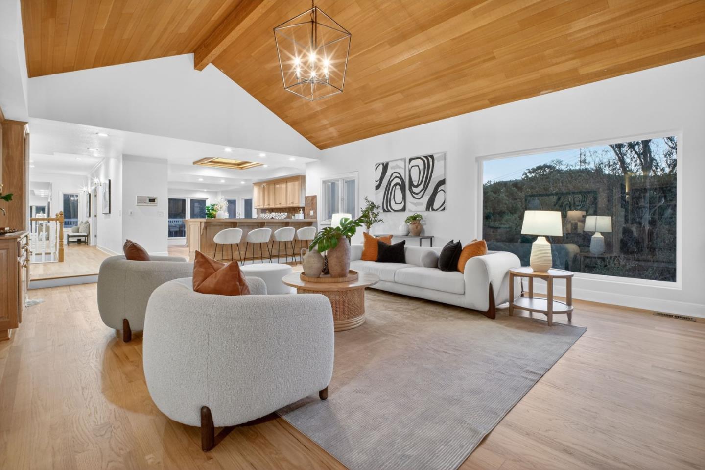 Detail Gallery Image 27 of 76 For 22334 Regnart Rd, Cupertino,  CA 95014 - 5 Beds | 3/1 Baths