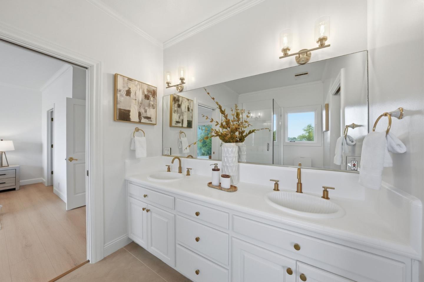 Detail Gallery Image 35 of 76 For 22334 Regnart Rd, Cupertino,  CA 95014 - 5 Beds | 3/1 Baths