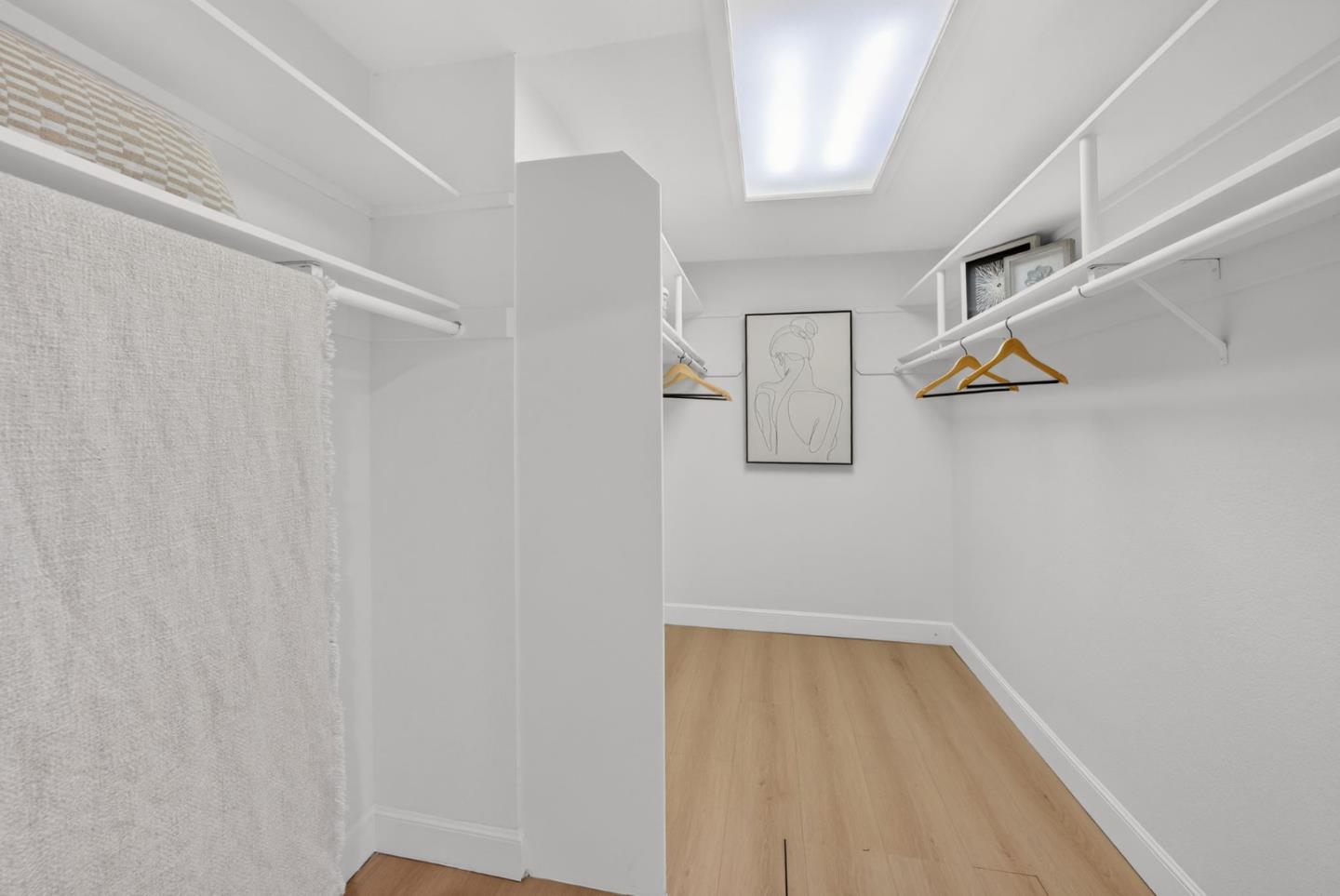 Detail Gallery Image 45 of 76 For 22334 Regnart Rd, Cupertino,  CA 95014 - 5 Beds | 3/1 Baths