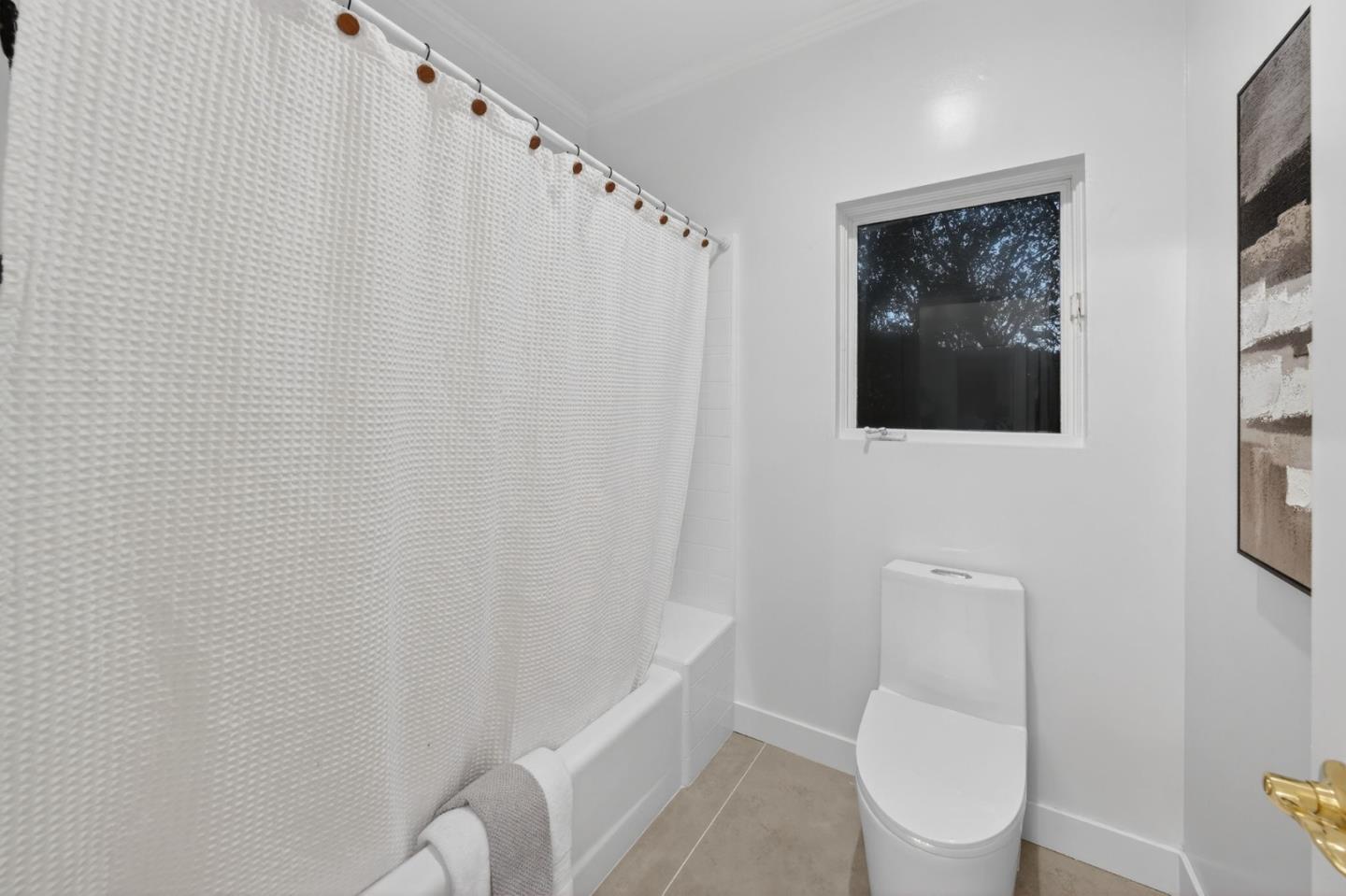 Detail Gallery Image 49 of 76 For 22334 Regnart Rd, Cupertino,  CA 95014 - 5 Beds | 3/1 Baths