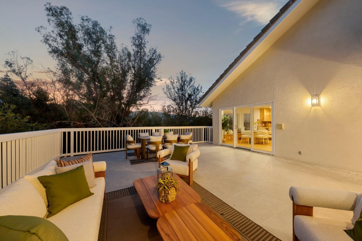 Detail Gallery Image 5 of 76 For 22334 Regnart Rd, Cupertino,  CA 95014 - 5 Beds | 3/1 Baths