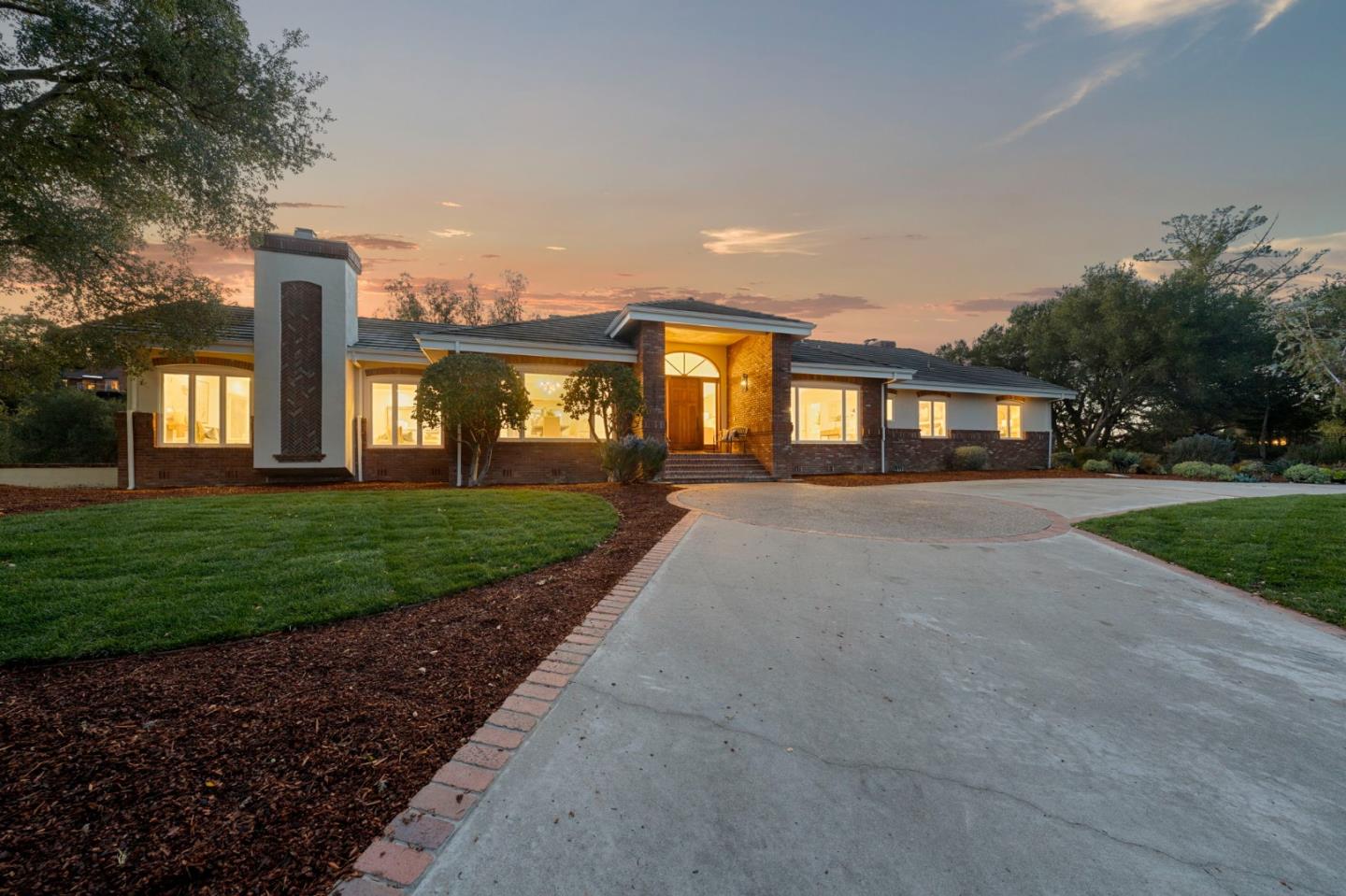 Detail Gallery Image 59 of 76 For 22334 Regnart Rd, Cupertino,  CA 95014 - 5 Beds | 3/1 Baths