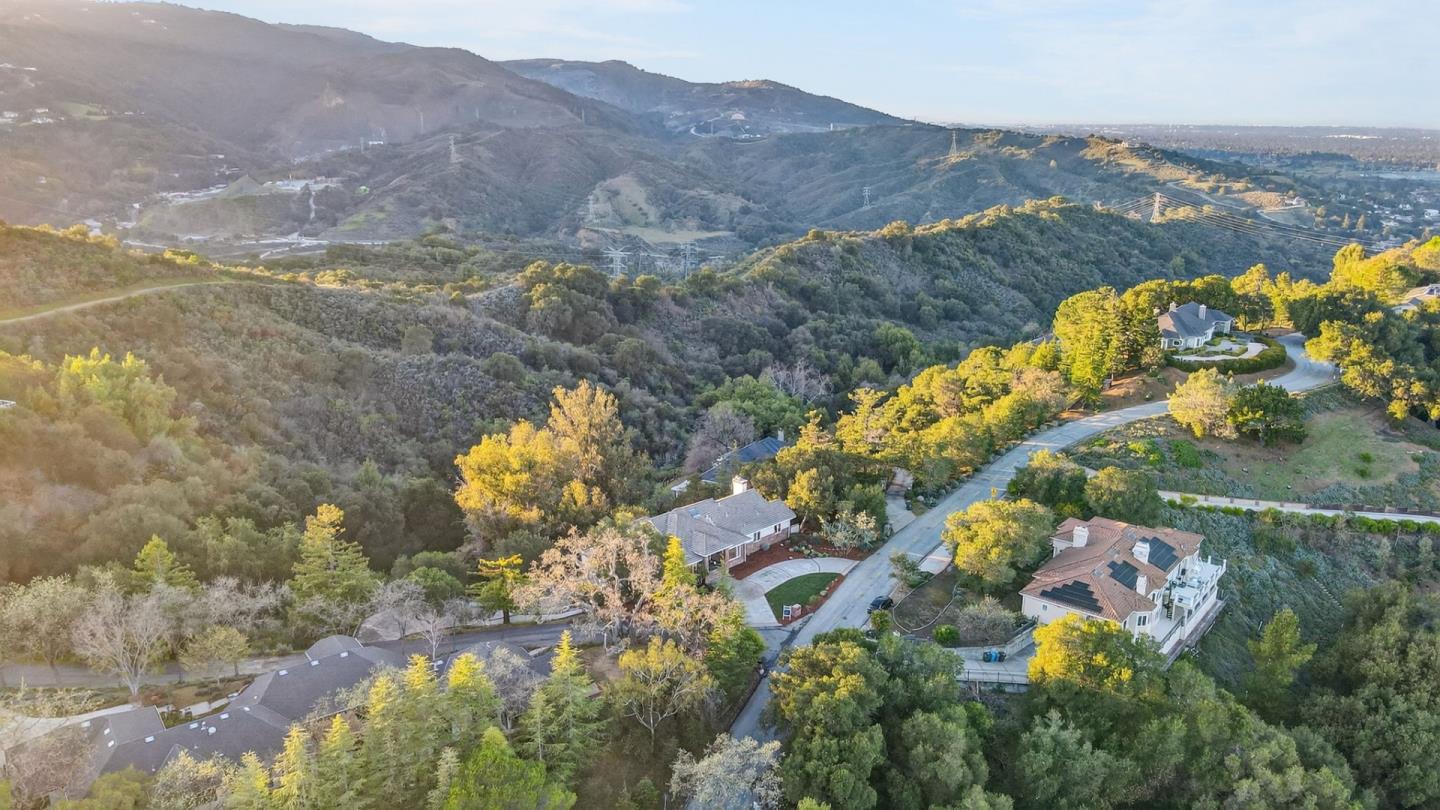 Detail Gallery Image 65 of 76 For 22334 Regnart Rd, Cupertino,  CA 95014 - 5 Beds | 3/1 Baths