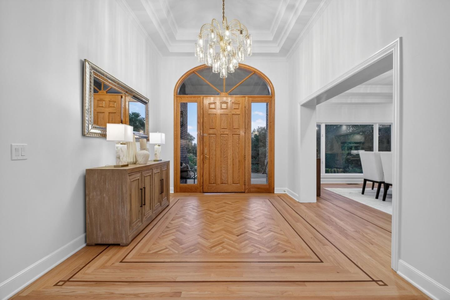 Detail Gallery Image 9 of 76 For 22334 Regnart Rd, Cupertino,  CA 95014 - 5 Beds | 3/1 Baths