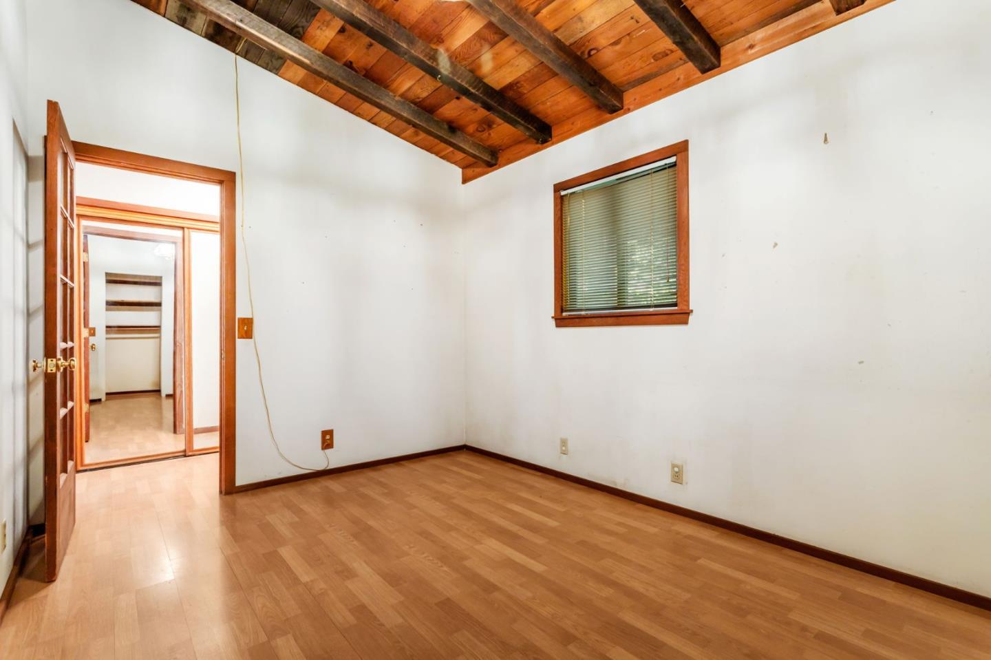 Detail Gallery Image 5 of 9 For 720 Wildwood Rd, Boulder Creek,  CA 95006 - 2 Beds | 1 Baths