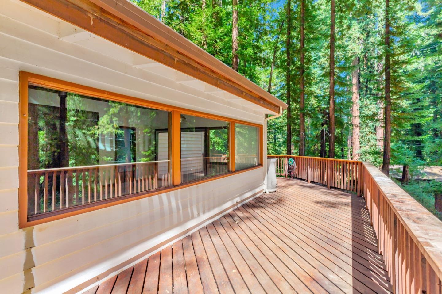 Detail Gallery Image 7 of 9 For 720 Wildwood Rd, Boulder Creek,  CA 95006 - 2 Beds | 1 Baths