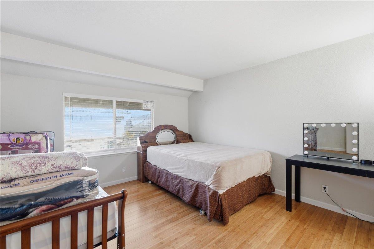 Detail Gallery Image 16 of 31 For 215 June Ct, Watsonville,  CA 95076 - 4 Beds | 2/1 Baths