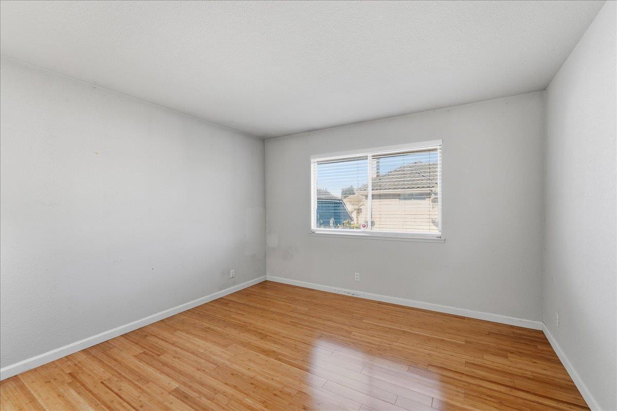 Detail Gallery Image 18 of 31 For 215 June Ct, Watsonville,  CA 95076 - 4 Beds | 2/1 Baths