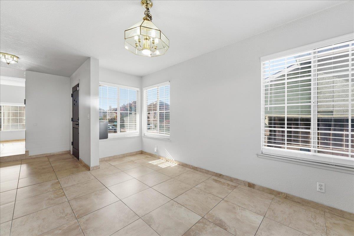 Detail Gallery Image 29 of 31 For 215 June Ct, Watsonville,  CA 95076 - 4 Beds | 2/1 Baths