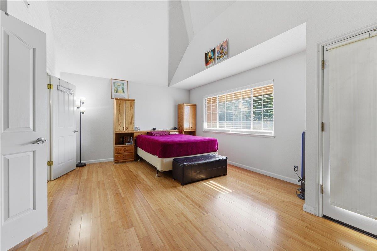 Detail Gallery Image 9 of 31 For 215 June Ct, Watsonville,  CA 95076 - 4 Beds | 2/1 Baths