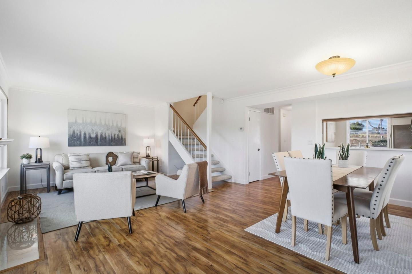 Detail Gallery Image 15 of 38 For 25067 Oakridge Ct, Hayward,  CA 94541 - 3 Beds | 2/1 Baths