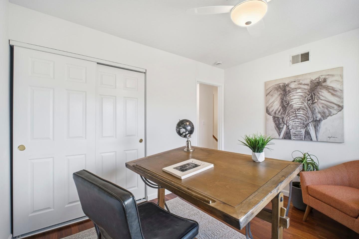 Detail Gallery Image 25 of 38 For 25067 Oakridge Ct, Hayward,  CA 94541 - 3 Beds | 2/1 Baths