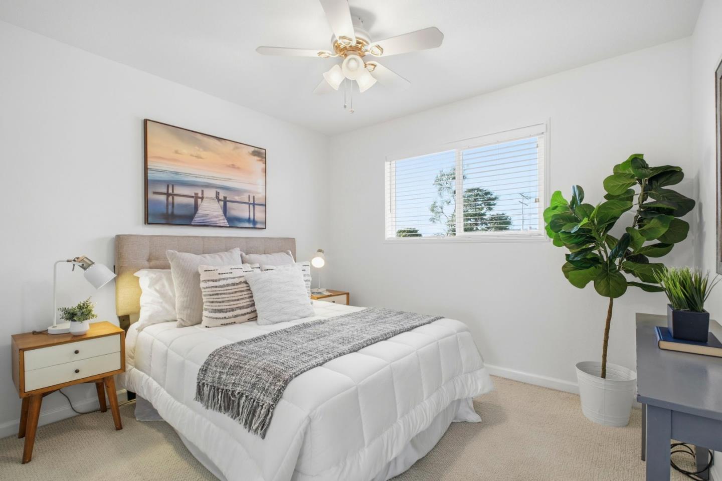 Detail Gallery Image 27 of 38 For 25067 Oakridge Ct, Hayward,  CA 94541 - 3 Beds | 2/1 Baths