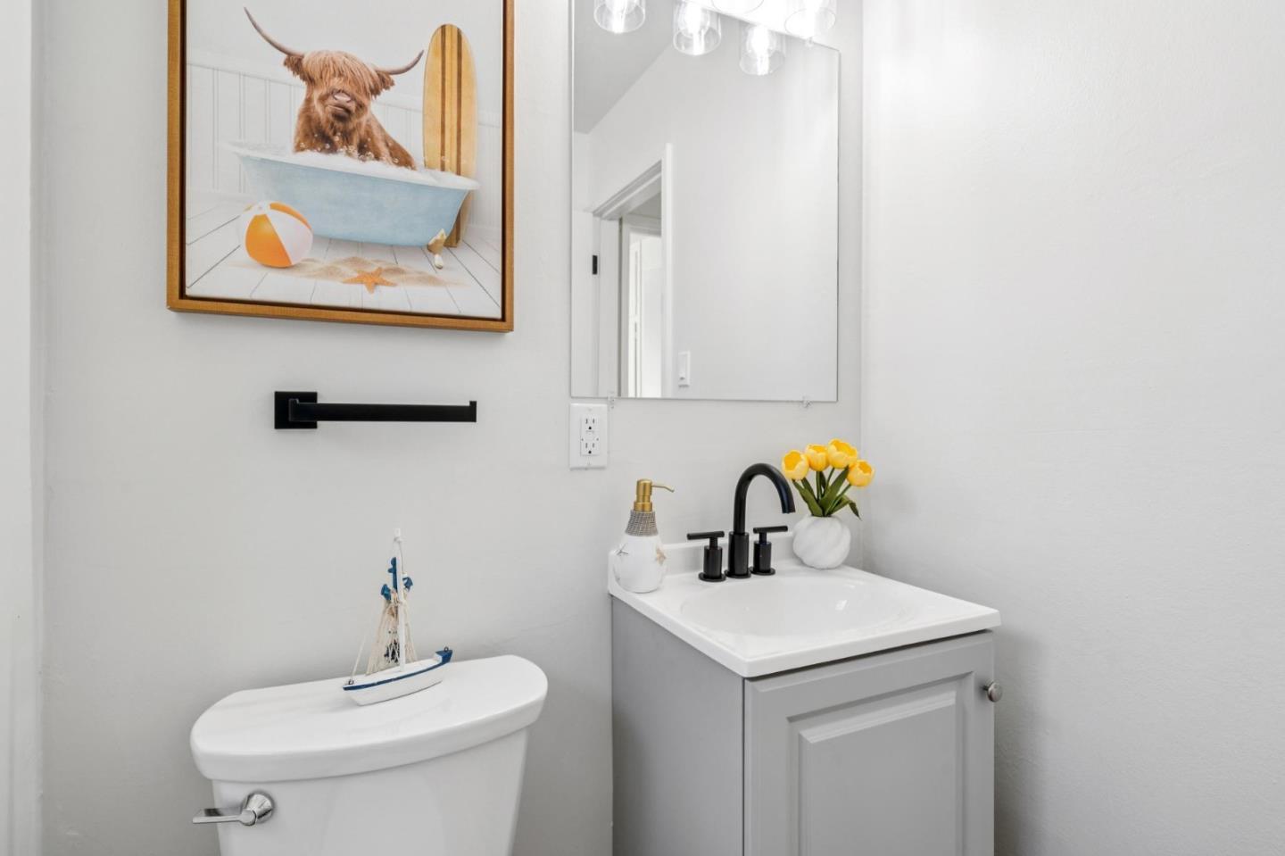 Detail Gallery Image 28 of 47 For 17221 via Estrella, San Lorenzo,  CA 94580 - 3 Beds | 1 Baths