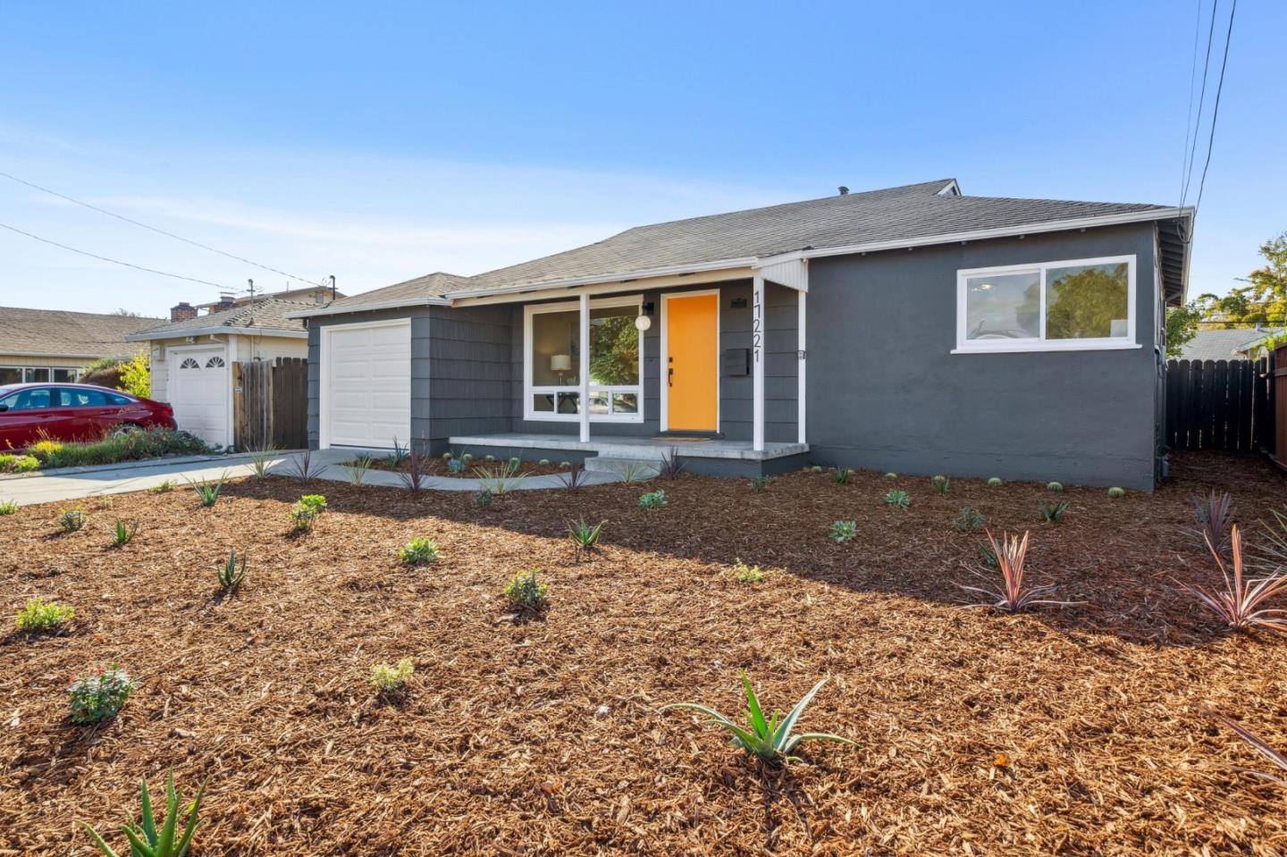 Detail Gallery Image 3 of 47 For 17221 via Estrella, San Lorenzo,  CA 94580 - 3 Beds | 1 Baths