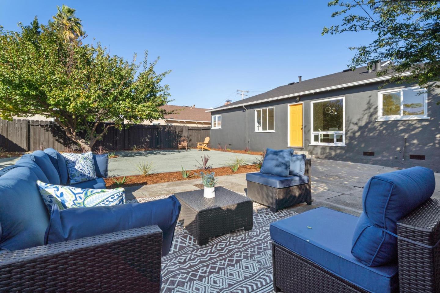 Detail Gallery Image 43 of 47 For 17221 via Estrella, San Lorenzo,  CA 94580 - 3 Beds | 1 Baths