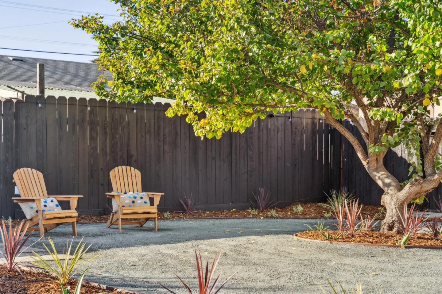 Detail Gallery Image 47 of 47 For 17221 via Estrella, San Lorenzo,  CA 94580 - 3 Beds | 1 Baths