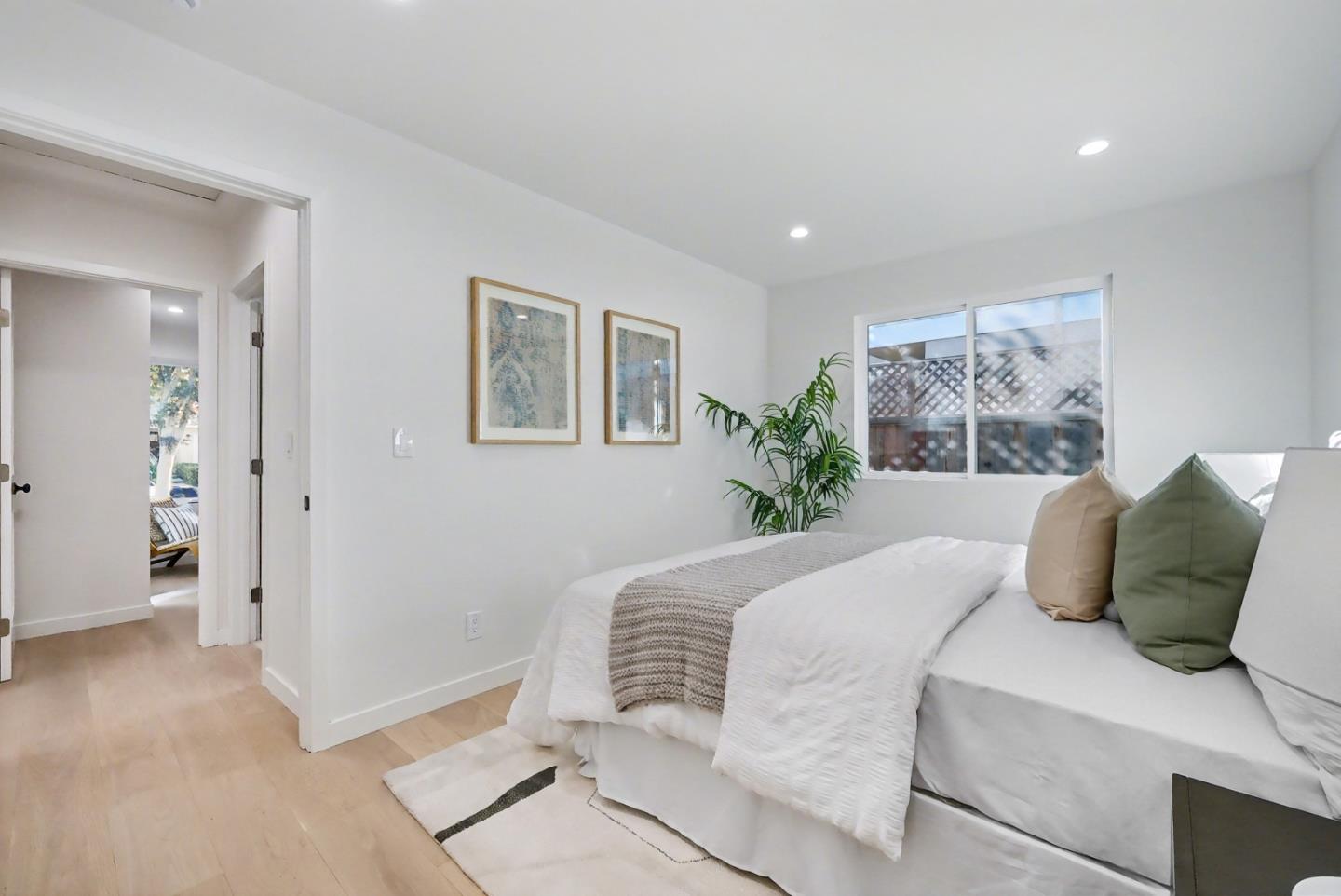 Detail Gallery Image 29 of 61 For 1125 Plymouth Dr, Sunnyvale,  CA 94087 - 4 Beds | 3 Baths