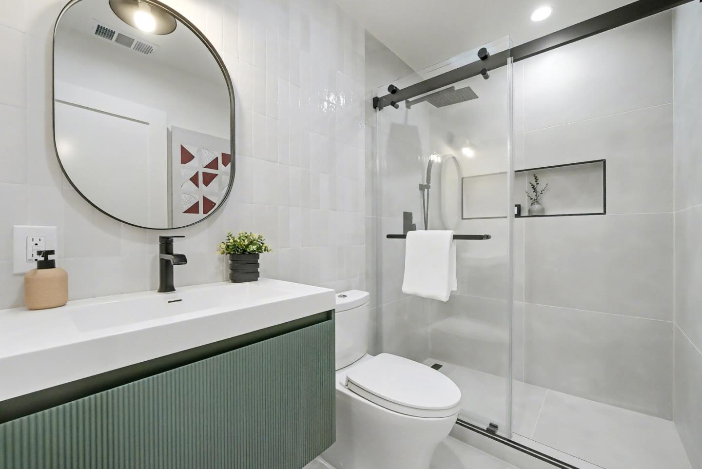 Detail Gallery Image 32 of 61 For 1125 Plymouth Dr, Sunnyvale,  CA 94087 - 4 Beds | 3 Baths