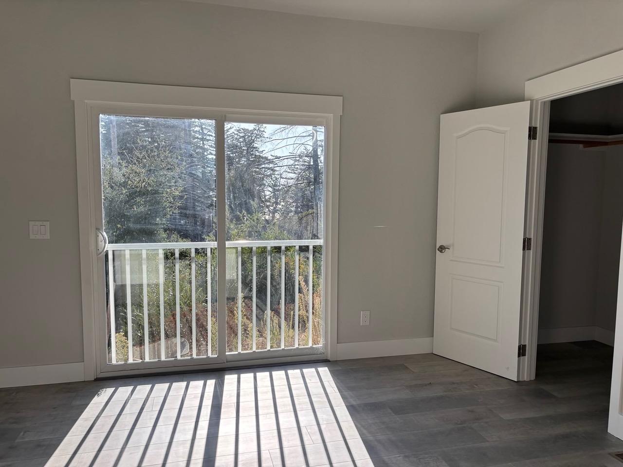 Detail Gallery Image 3 of 6 For Address Not Disclosed, Santa Cruz,  CA 95060 - 3 Beds | 2 Baths