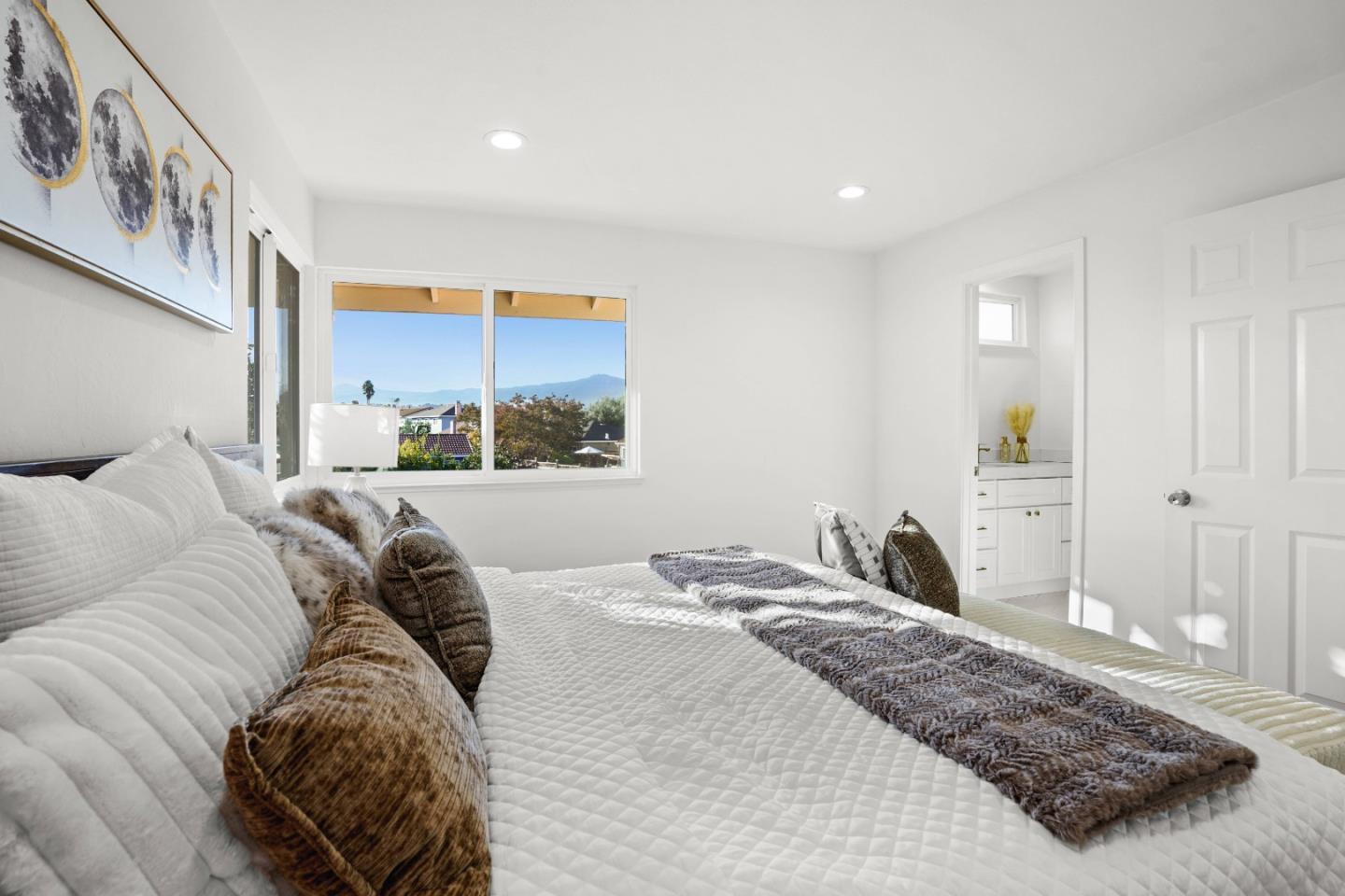 Detail Gallery Image 18 of 60 For 887 Kozera Dr, San Jose,  CA 95136 - 5 Beds | 2/1 Baths